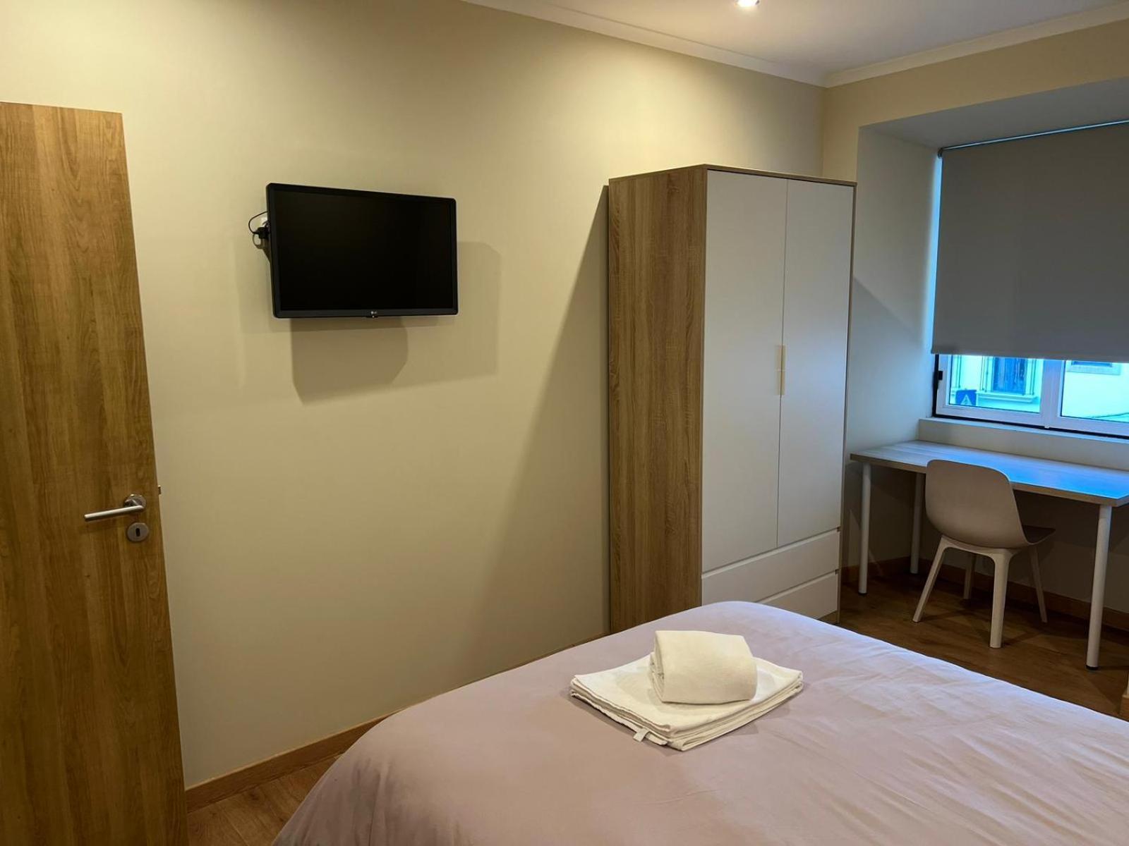 Acacias Rubras Hostel Ferreira do Zezere Ngoại thất bức ảnh